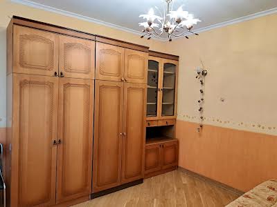 квартира за адресою Ревуцького вул., 44-Б