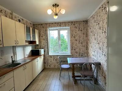 квартира за адресою Героїв просп., 30