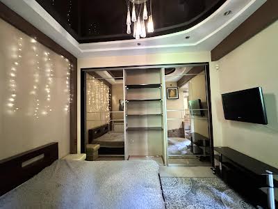 квартира за адресою Героїв УПА вул., 63