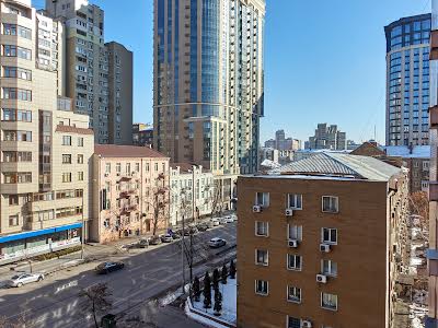 квартира за адресою Антоновича вул. (Горького), 104