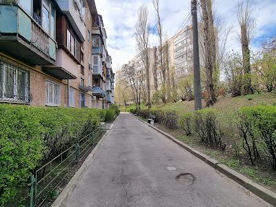 квартира за адресою Коломийський пров., 11