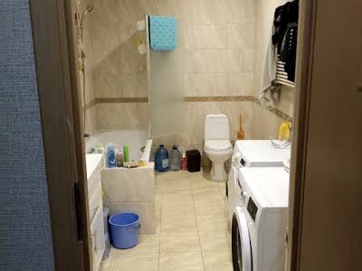 квартира за адресою Академіка Степана Рудницького вул., 31