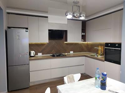 квартира за адресою Старицького вул., 20/3