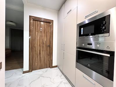 квартира за адресою Драгоманова вул., 2-Б