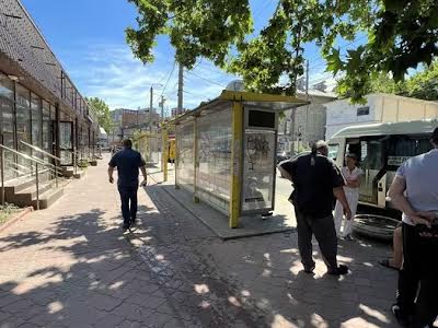 комерційна за адресою Володимира Мономаха вул. (Московська), 11в