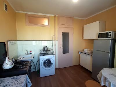квартира за адресою Ованеса Туманяна вул., 8
