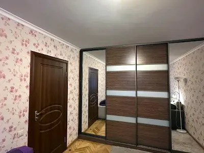 квартира за адресою Олени Теліги вул., 7-А