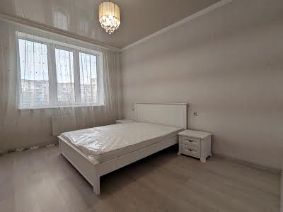 квартира за адресою Костанді вул., 104