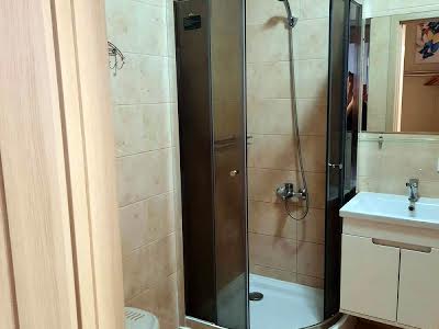 квартира за адресою Массив Радужный, 400