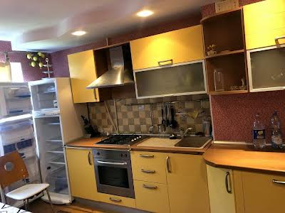 квартира за адресою Академіка Корольова вул., 68