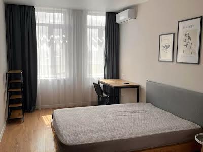 квартира за адресою Миколи Гулака вул., 4