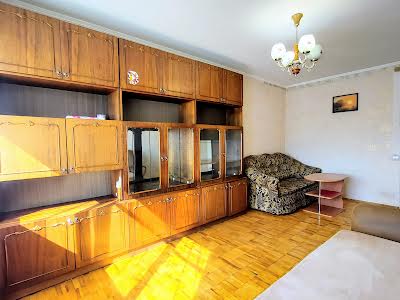 квартира за адресою Голосіївський просп. (40-річчя Жовтня), 7