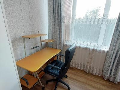квартира по адресу Ивана Пулюя ул., 40, к. 5