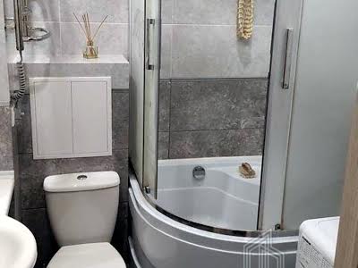 квартира за адресою Соломії Крушельницької вул., 13