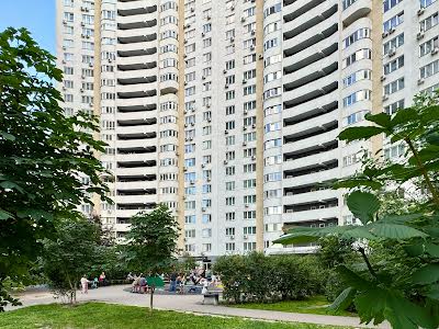квартира за адресою Олени Пчілки вул., 8