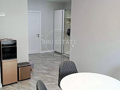 квартира за адресою проспект Эвропейського Союзу, 45