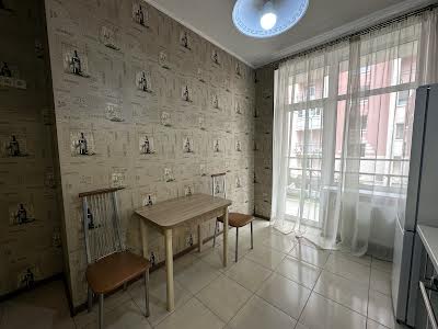 квартира за адресою Академіка Лебедєва вул., 1