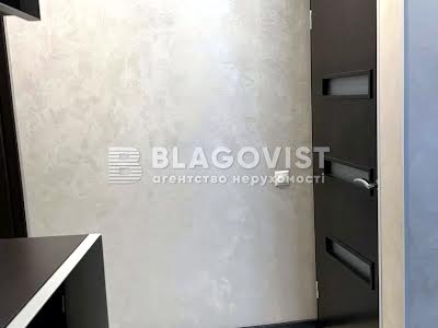 квартира за адресою Дніпровська набережна вул., 19-А