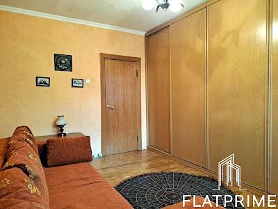 квартира за адресою Драгоманова вул., 25