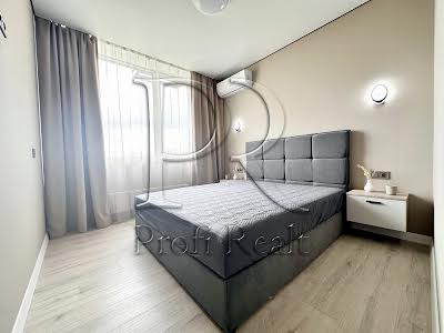квартира за адресою Генерала Грекова вул., 4