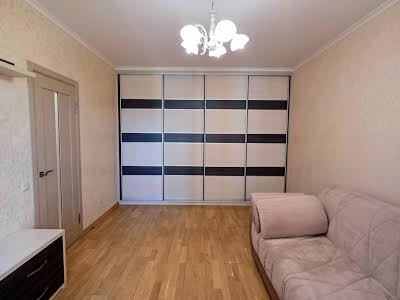 квартира за адресою Юрія Кондратюка вул., 3