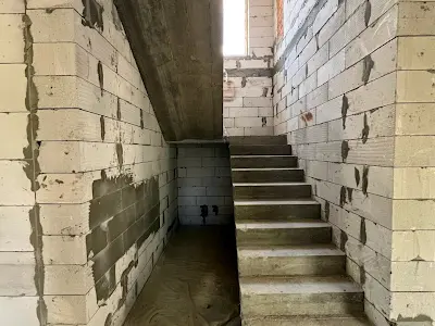 дом по адресу Захисників Вітчизни