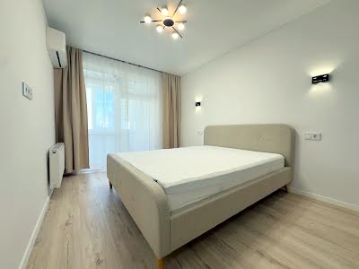 квартира по адресу Героев Крут ул., 4а