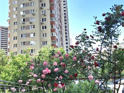 квартира за адресою Урлівська вул., 24