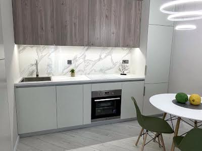 квартира за адресою Краснова вул., 3