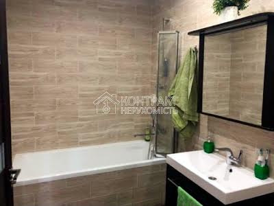 квартира за адресою Перемоги, 65Г