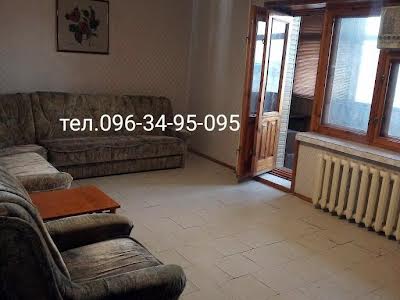 квартира по адресу Харківська вул. р-н Варуса, 63