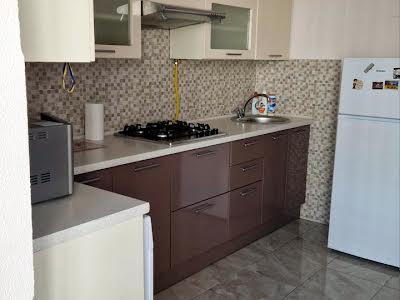 квартира за адресою Височана вул., 18