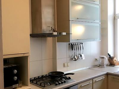 квартира за адресою Тарасівська вул., 7