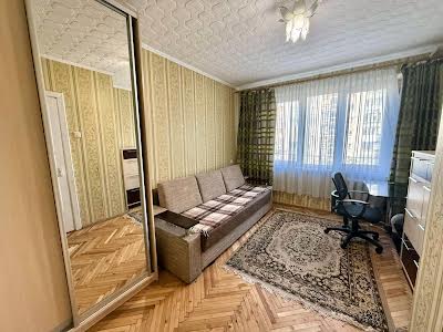 квартира за адресою Миколи Хвильового вул., 7