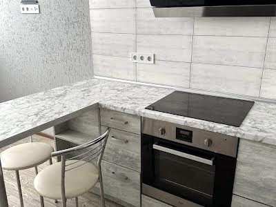 квартира по адресу Олены Пчилки ул., 3-Д