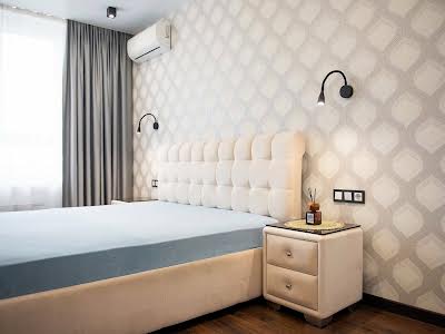 квартира за адресою Драгоманова вул., 10