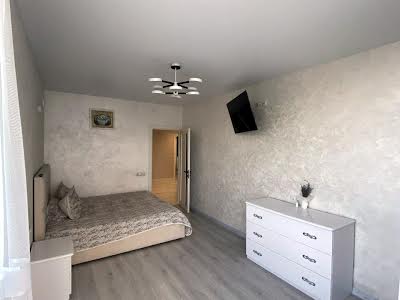 квартира по адресу Зеленая ул., 281б