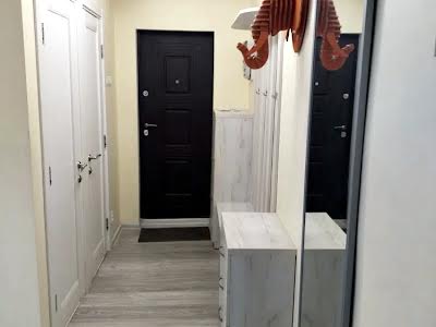 квартира за адресою Джона Маккейна вул. (Івана Кудрі), 42