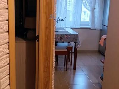 квартира за адресою Райдужна вул., 2Б