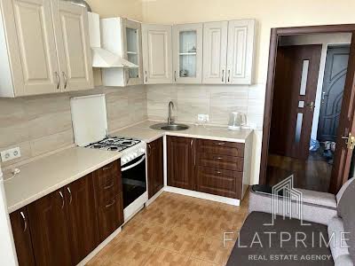 квартира за адресою Соборна вул., 126/15