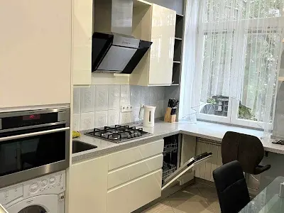 квартира за адресою Малопідвальна вул., 21/8