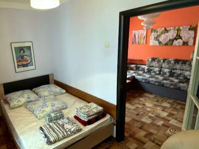 квартира за адресою Патріарха Мстислава Скрипника вул., 44-А