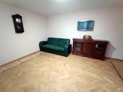 квартира за адресою ширшова, 1