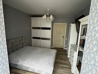 квартира по адресу Академика Амосова ул., 63