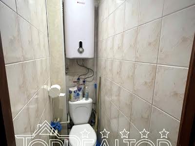квартира за адресою Нескорених вул. (Героїв Праці), 4б