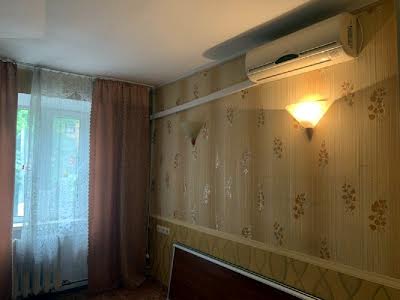 квартира за адресою Середньофонтанська вул., 45