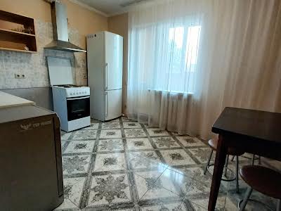 квартира за адресою Драгоманова вул., 1-Л