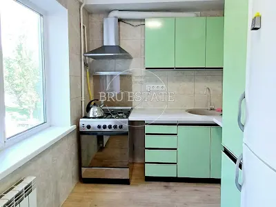 квартира за адресою Сулеймана Стальського вул., 6