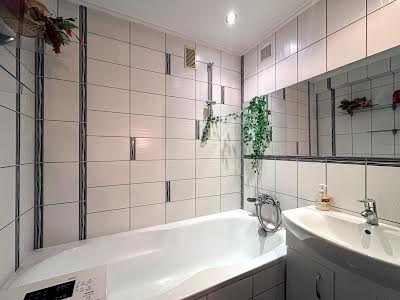 квартира за адресою Петра Панча вул., 18