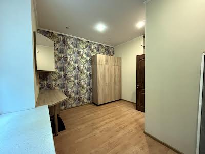 квартира за адресою Ракітіна, 13